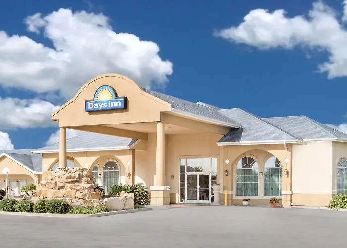 Days Inn By Wyndham Robstown