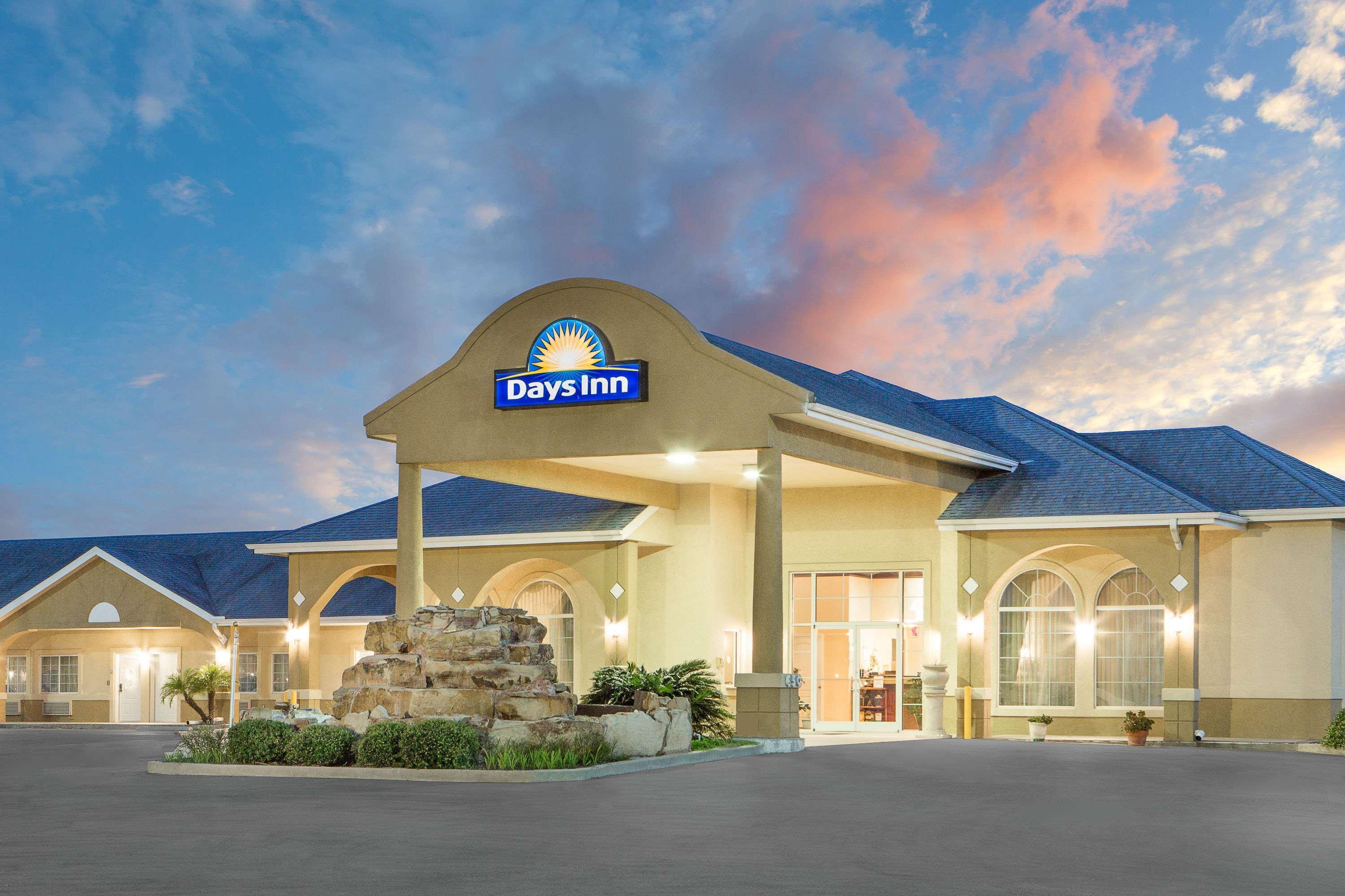 Days By Wyndham Motel