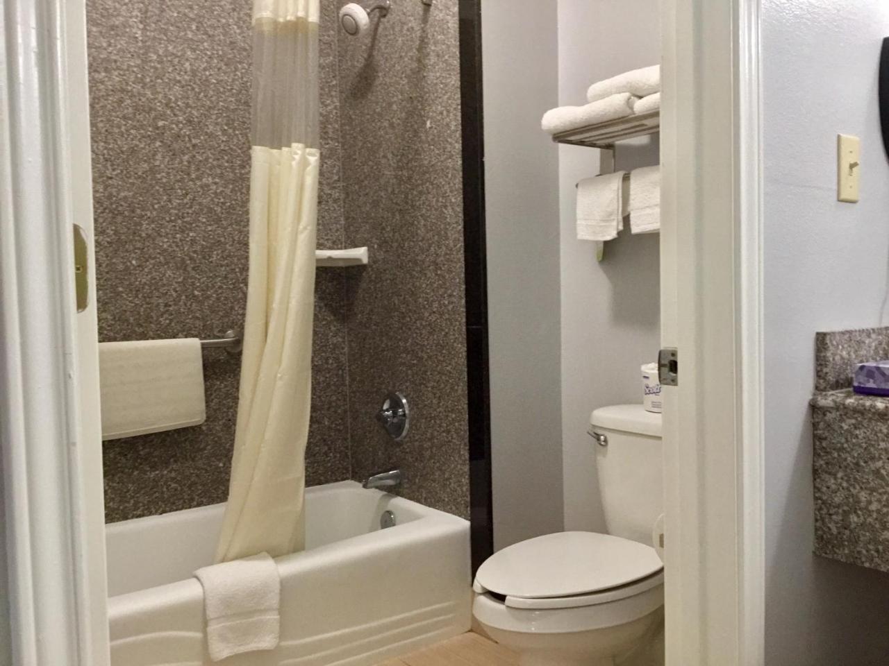 Days By Wyndham Motel 2*